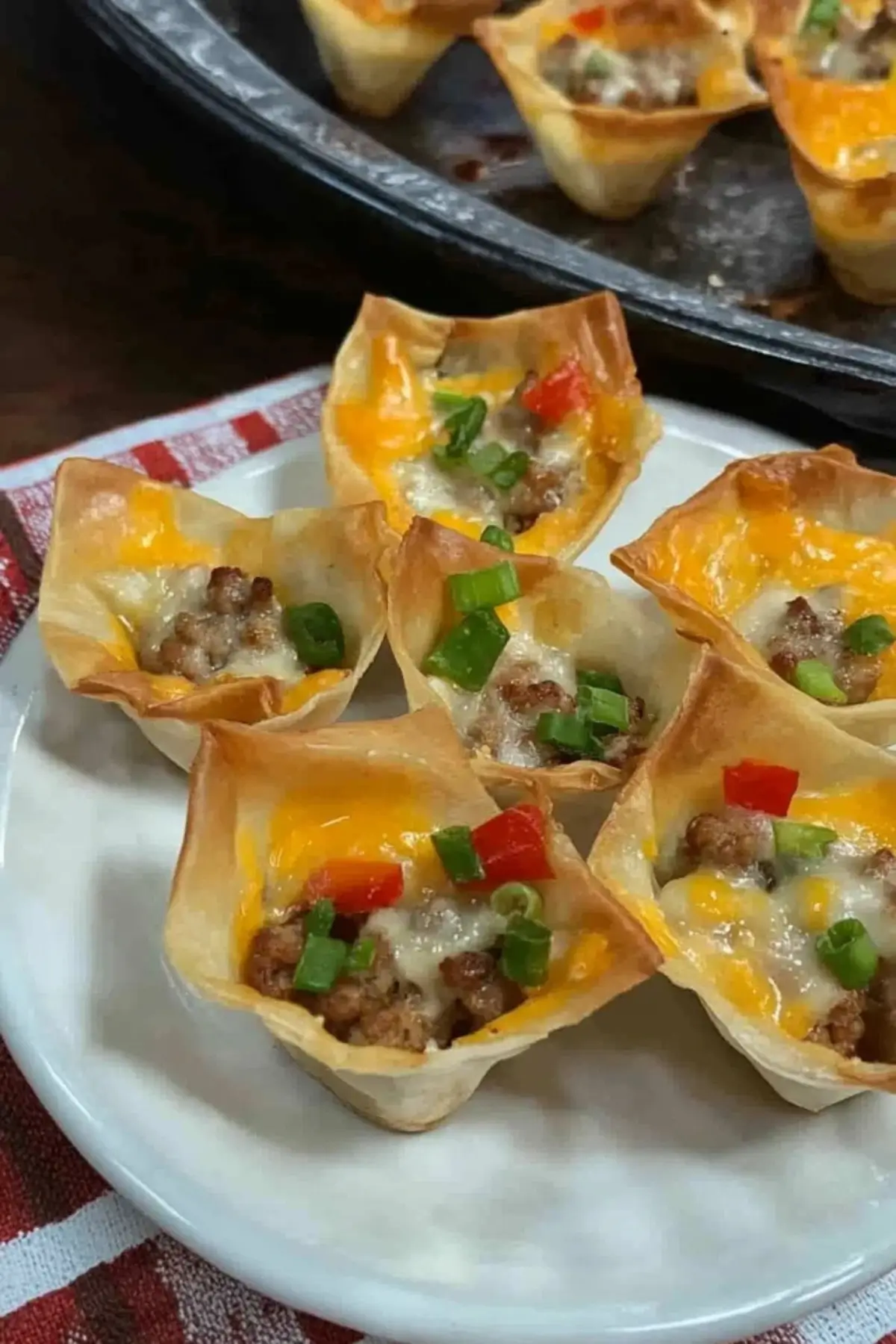 Cheesy Sausage Wonton Cups