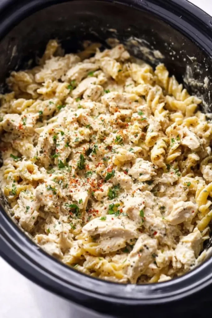 Crockpot Parmesan Garlic Chicken Pasta