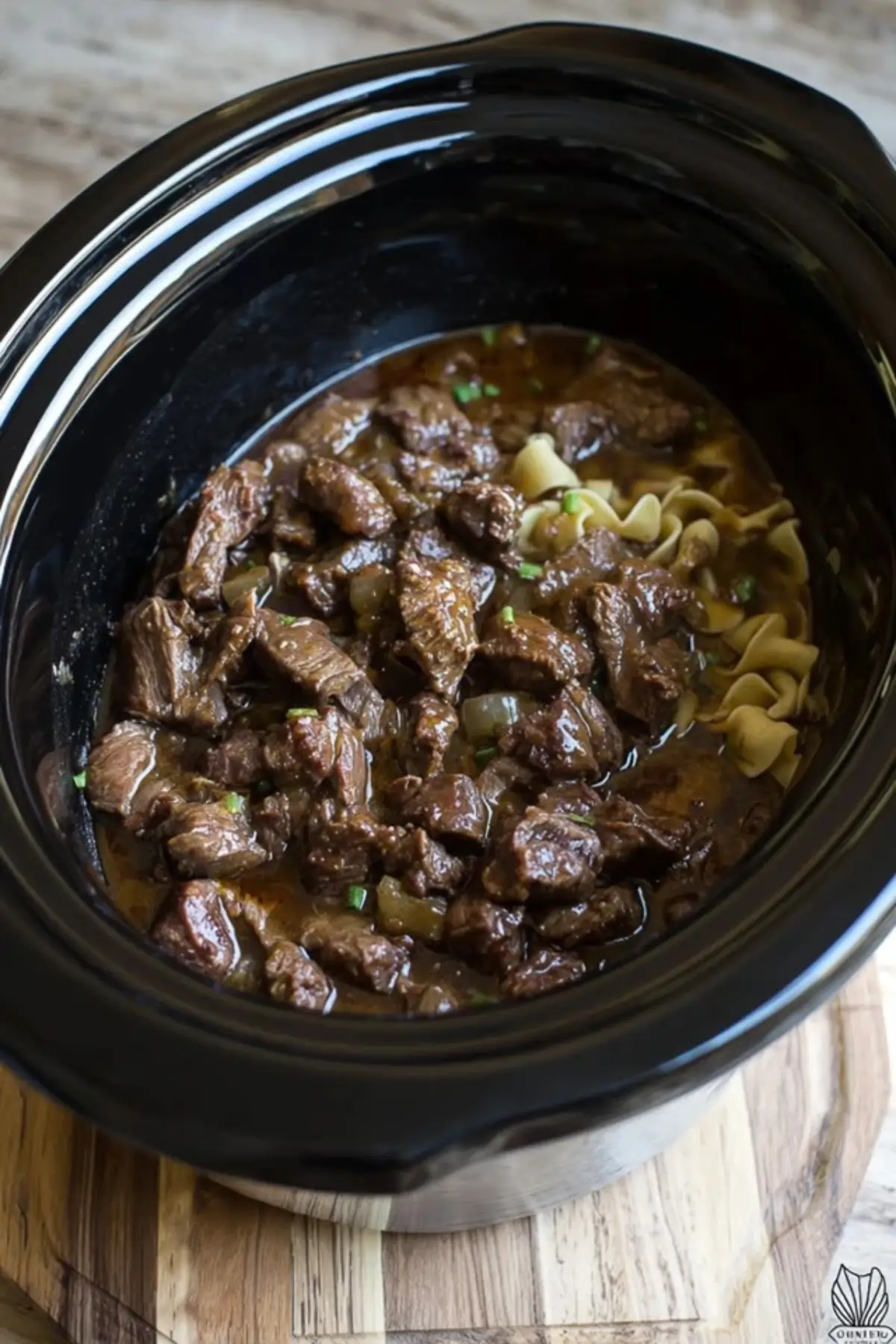 Slow Cooker Beef and Noodles