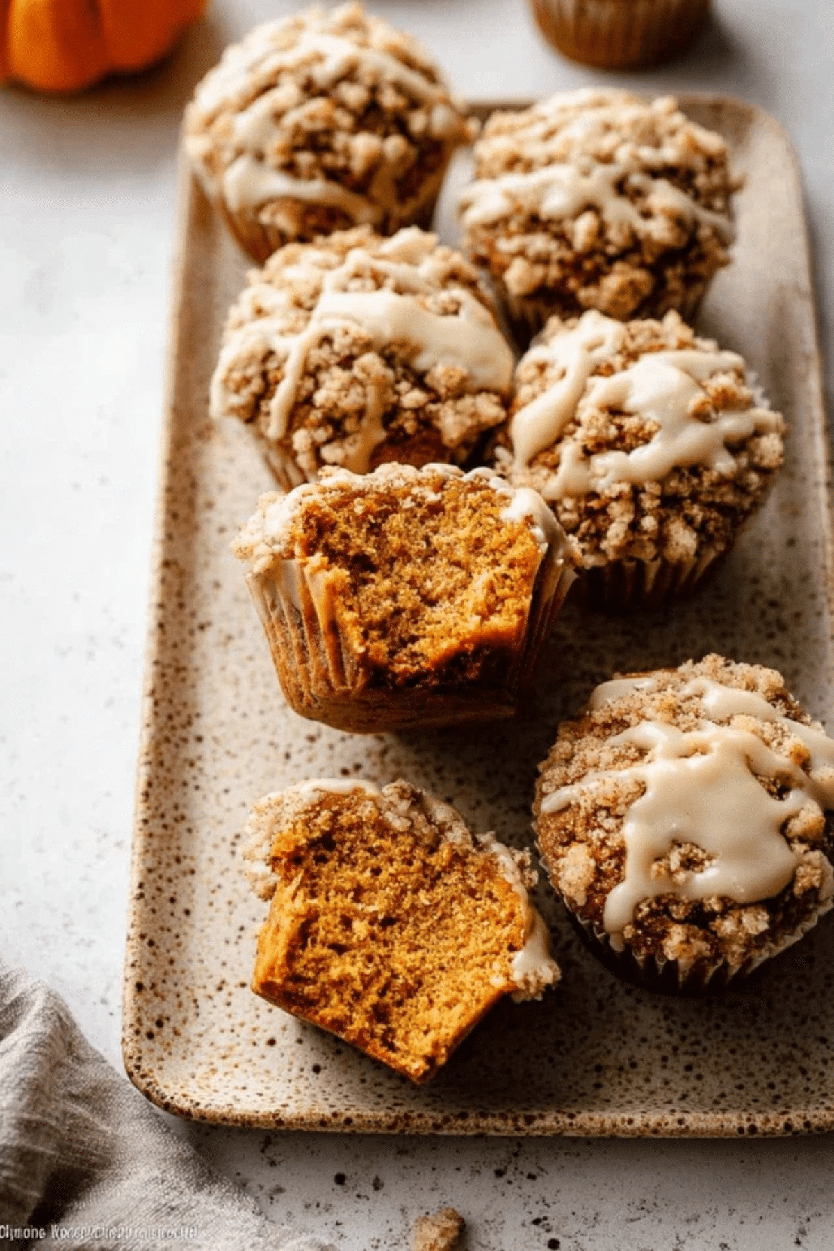 Pumpkin Crumb Cake Muffins