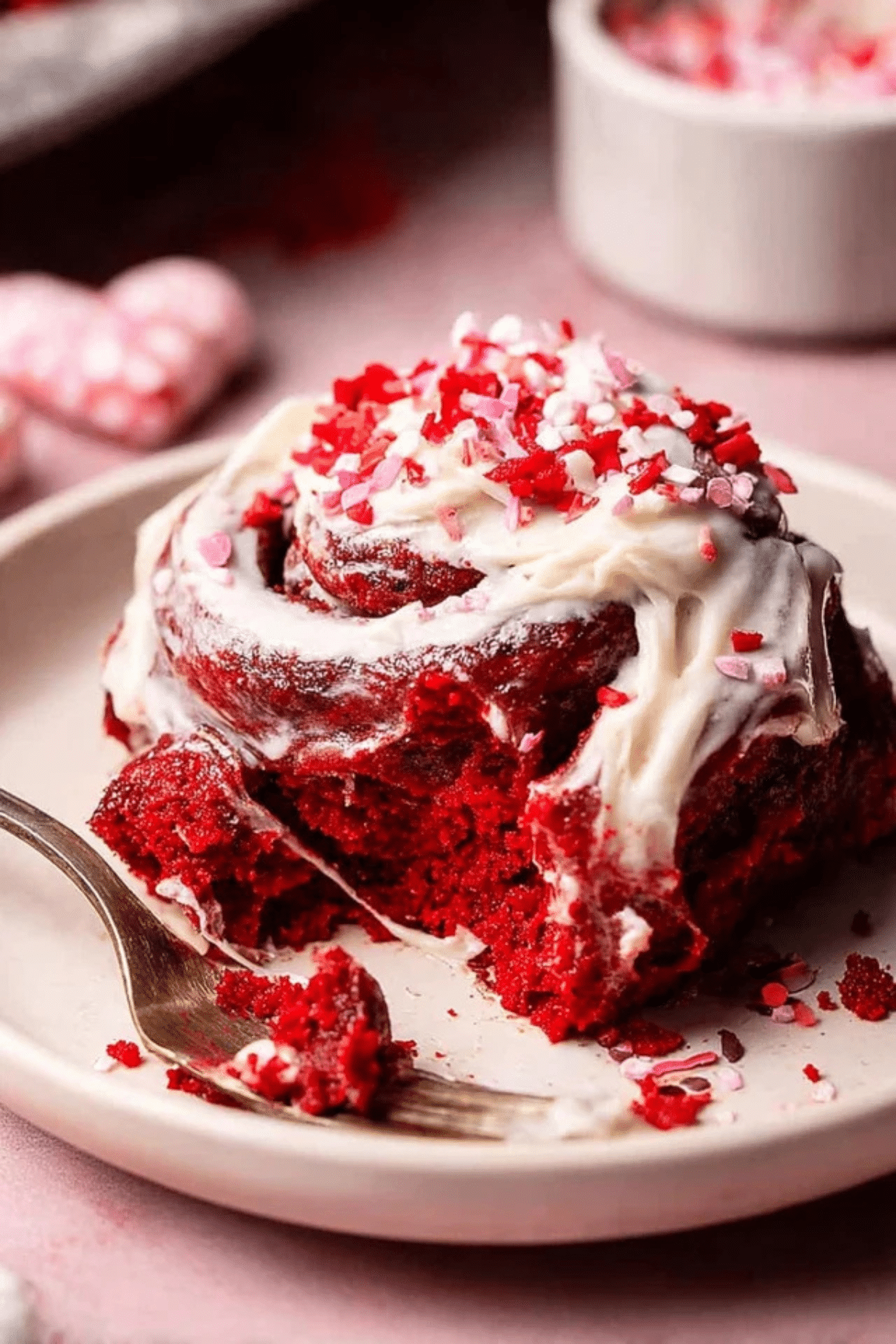 Red Velvet Cinnamon Rolls with Cream Cheese Frosting (3)