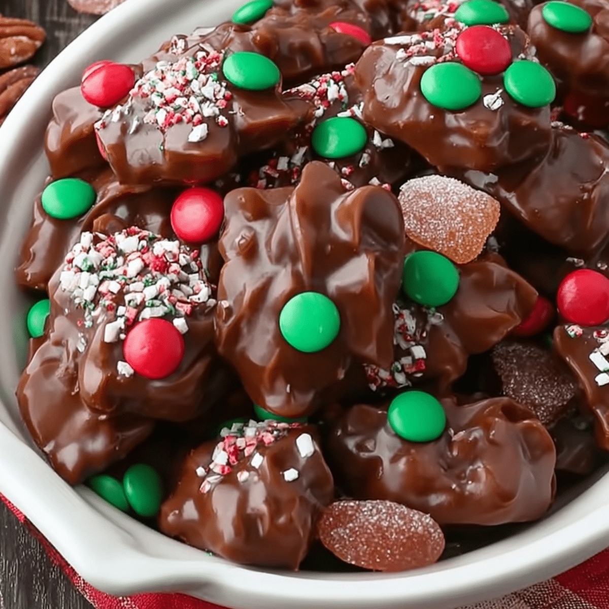 Christmas Crock Pot Candy Recipe That Everyone Will Love - Recipes by ...
