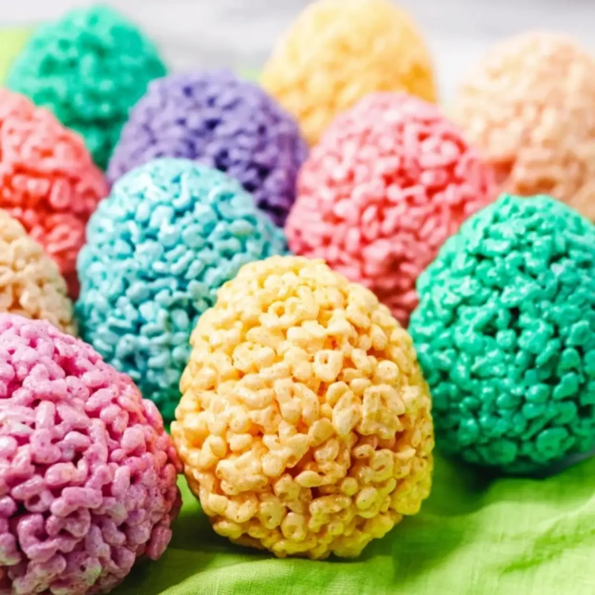 Rice Krispie Easter Eggs – Easy No-Bake Easter Treat - Recipes by Lucelle